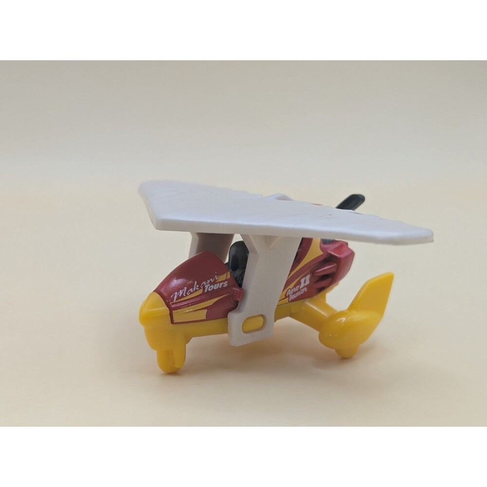 2017 Matchbox Tours Mad Propz Water Jet Plane Aero II Junior Removeable Wings
